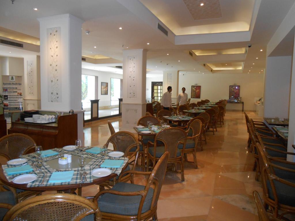 Mansingh Palace, Hotel 4*